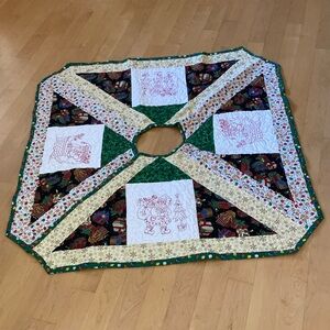 NEW - Homemade Christmas Tree Skirt